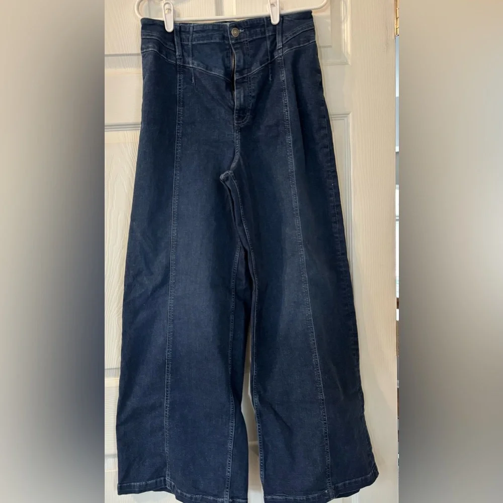 We The Free Wide Leg Jeans! - Picture 1 of 5